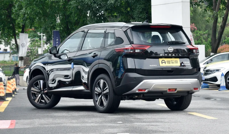 
								Nissan X-Trail E-power Comfort заполнен									