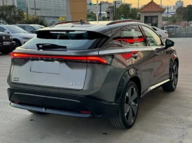 Nissan Ariya 4wd Top