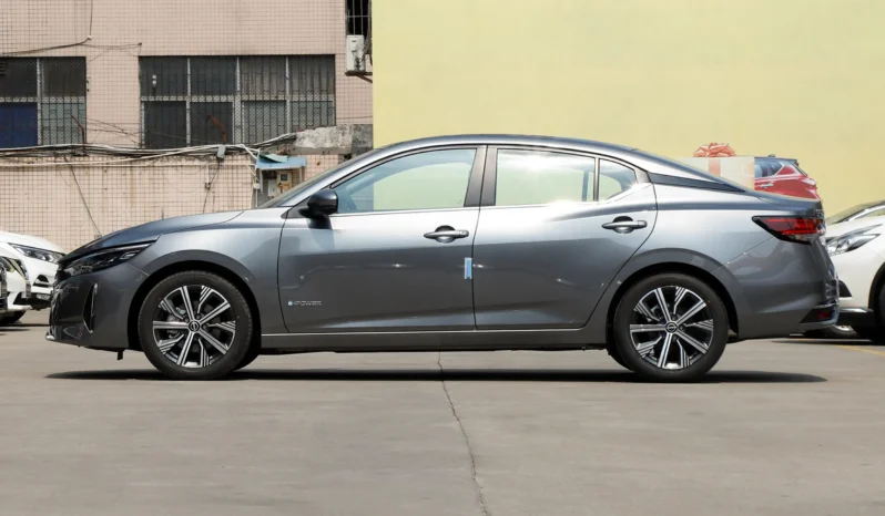 
								Nissan Sylphy E-power Max заполнен									