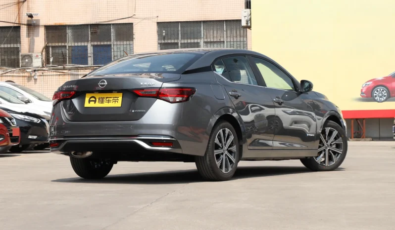 
								Nissan Sylphy E-power Max заполнен									
