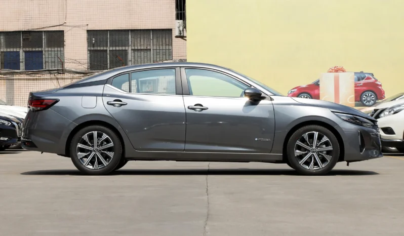 
								Nissan Sylphy E-power Max заполнен									