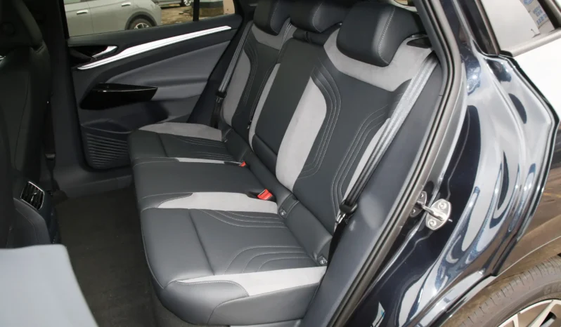 
								Volkswagen ID.4 Crozz заполнен									